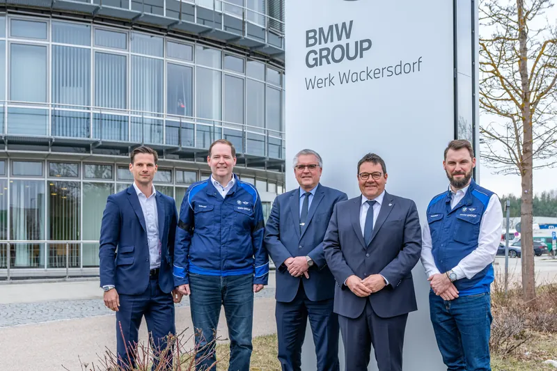 BMW bouwt nieuw circularity-centrum in Wackersdorf voor recycling en demontage