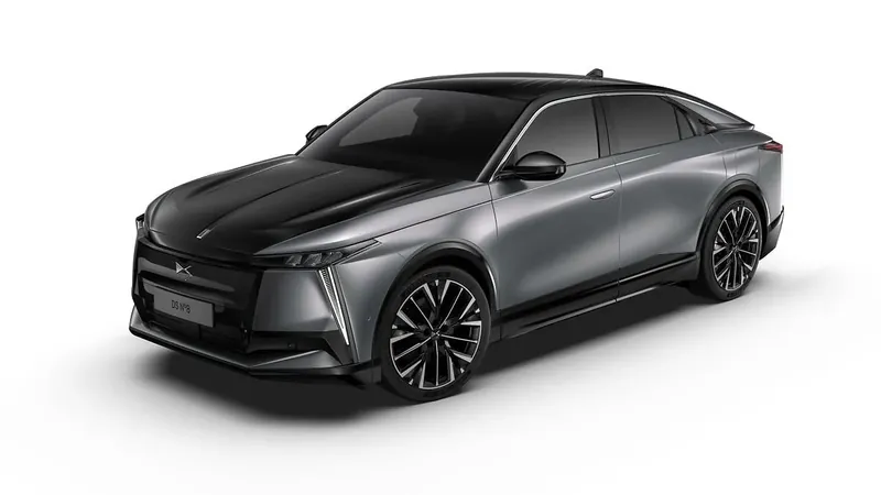 DS N°8 Pallas Black Edition: exclusief voor Nederland vanaf € 56.000