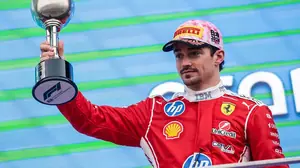 Ferrari pakt in Suzuka derde F1-podium op rij na sterk duel van Leclerc