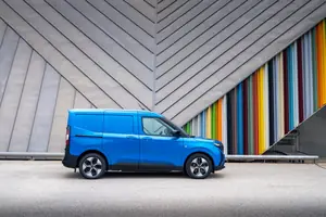 Ford E-Transit Courier krijgt grotere batterij: 325 km bereik vanaf € 28.410