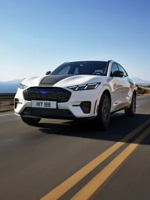 Ford Mustang Mach-E vernieuwd: tot 615 km range en nieuwe GT California Special