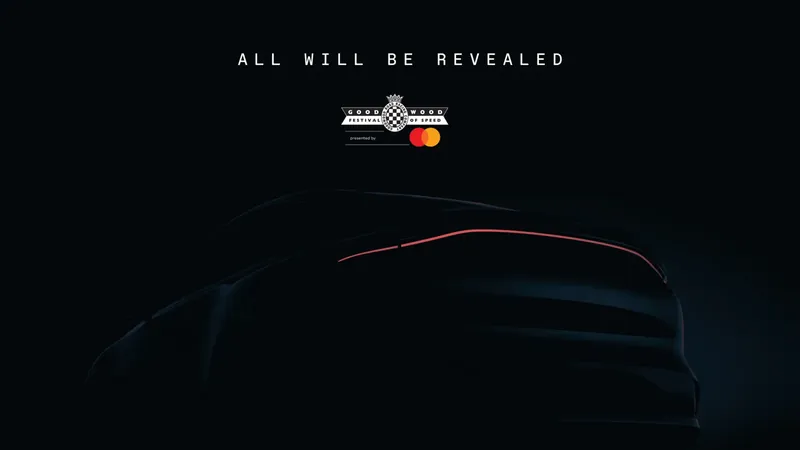 MG onthult Cyberster Black en Cyber X op Goodwood Festival of Speed