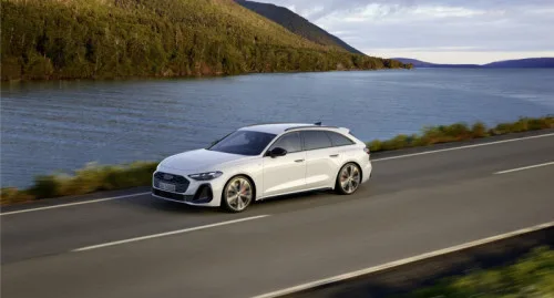 Audi A5 e-hybrid quattro vernieuwd voor 2026