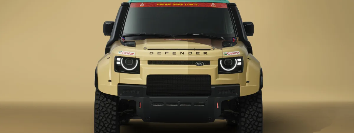 Defender Dakar behind the scenes