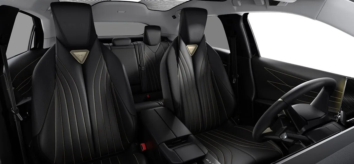 DS N°8 Pallas Black Edition interieur
