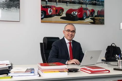 Ferrari interieur cockpit met OLED-technologie