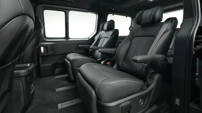 Hyundai STARIA Electric interieur