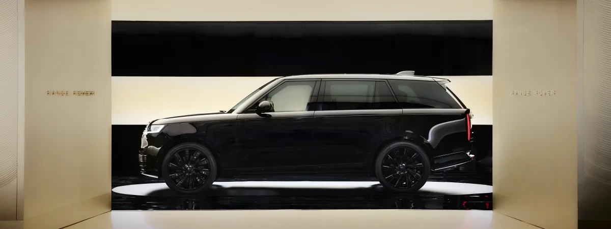 Range Rover SV Black exterieur