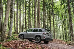 Subaru Forester 2025: drie nieuwe versies vanaf € 68.995